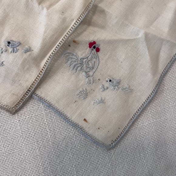 Vintage 1950's Rooster Linen Stemware Coaster Slippers with Napkins (Set of 6) - Picture 6 of 12